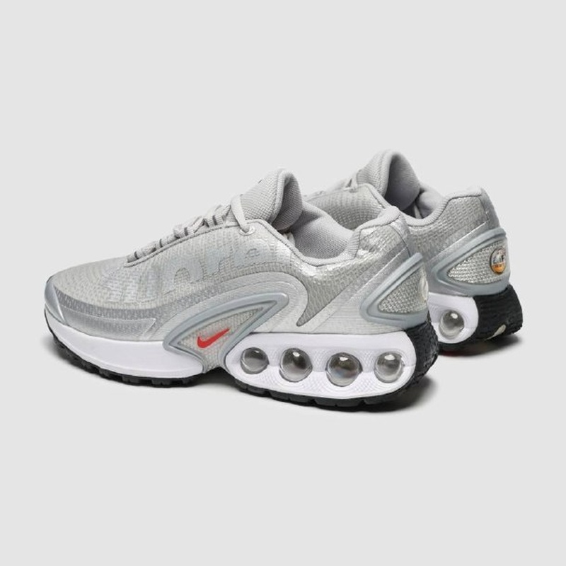 Nike Air Max DN x Supreme Grey — 6